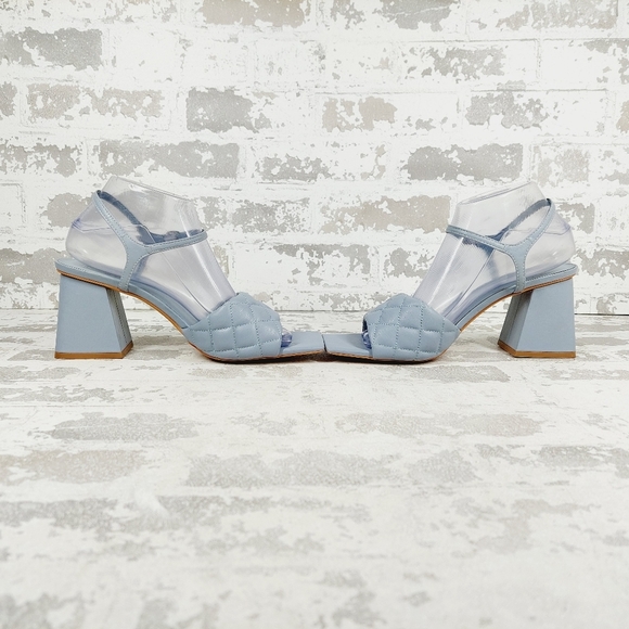 NEW Open Edit Austyn Quilted Summer Buckle Ankle Strap Sandal F570 - Picture 7 of 14